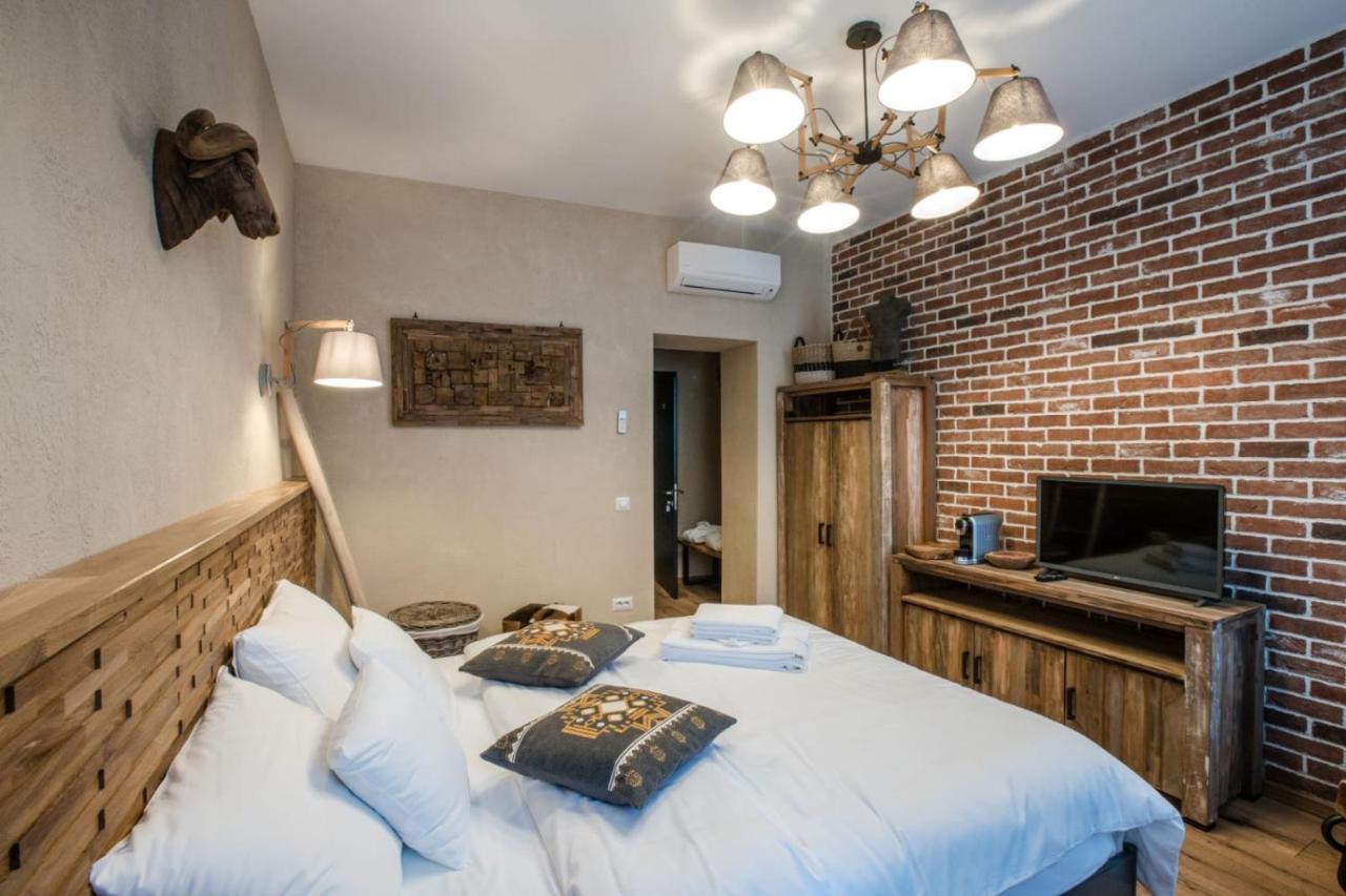 Acsa Inn Craiova Exteriér fotografie